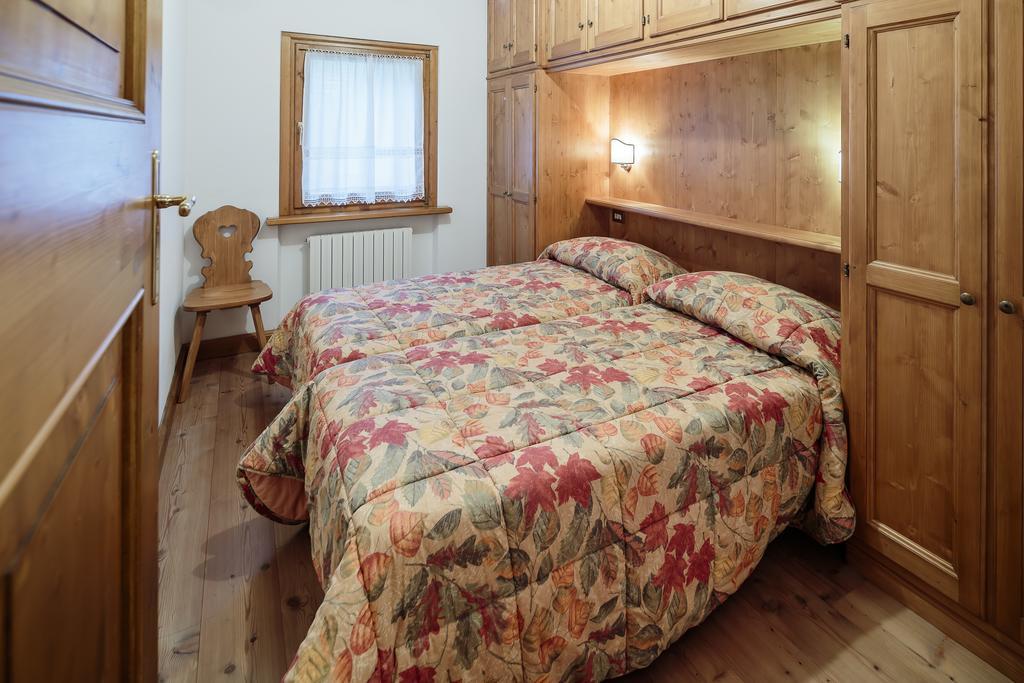 Villa Lacedel - Stayincortina Κορτίνα Ντ' Αμπέτσο Δωμάτιο φωτογραφία